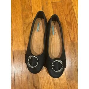 Baretraps Milady Black Buckle Flat Heel Size 8.5M
